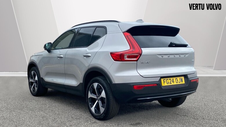 Volvo XC40 2.0 B4P Plus Dark 5dr Auto Petrol Estate